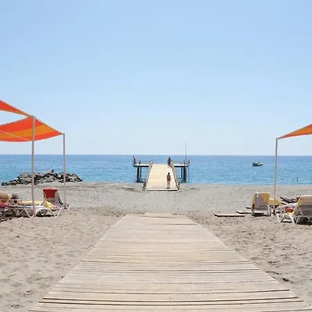 Gold 5 Star 2+1 Sea View And Aqua Park Διαμέρισμα Αλάνια
